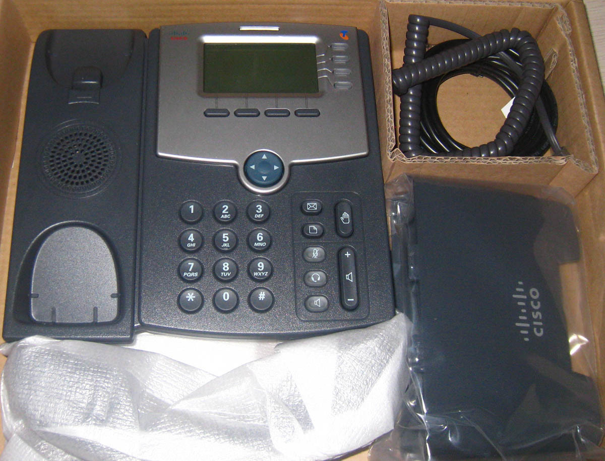 cisco-spa50x-boxcontent